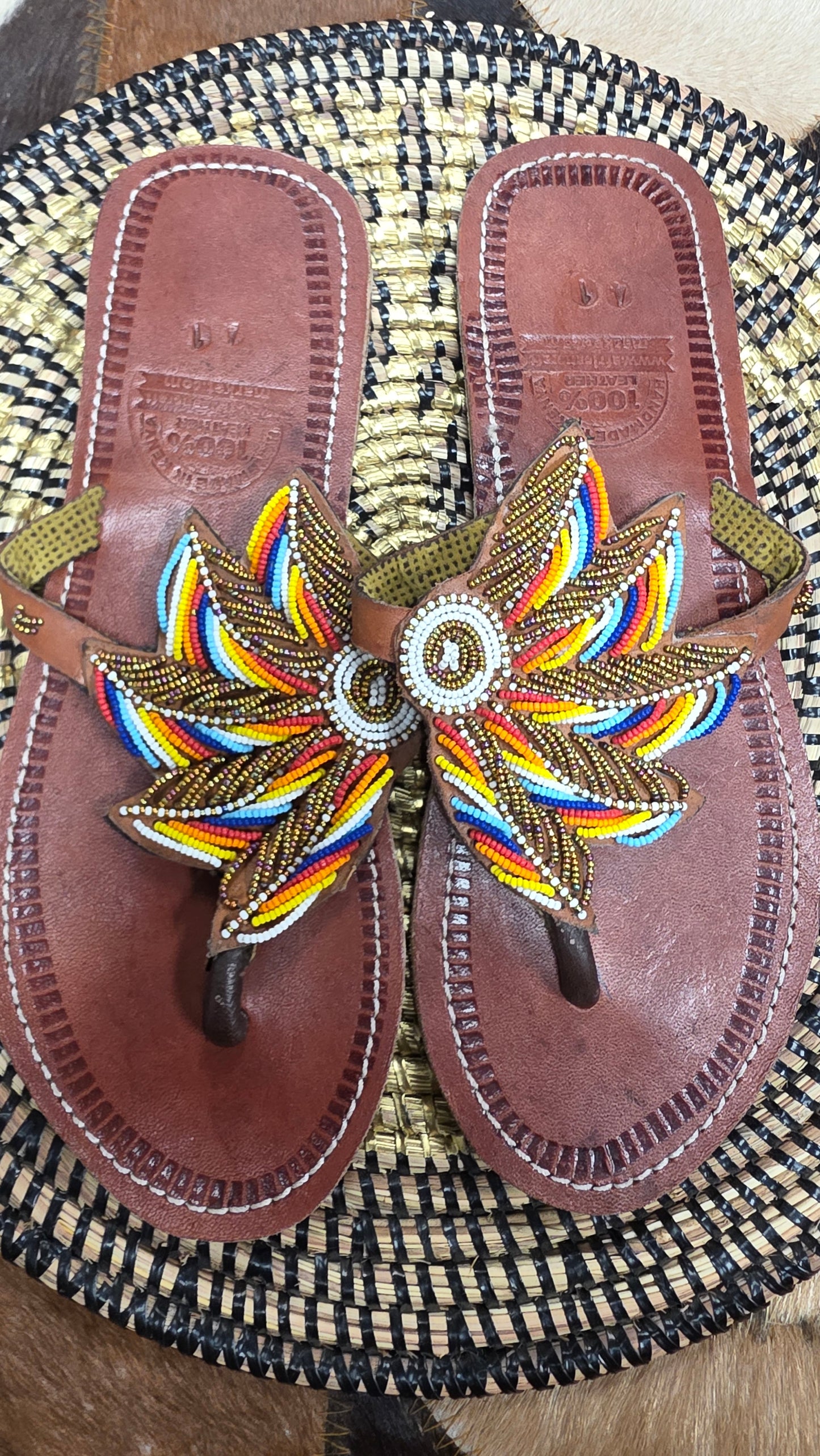 Opukai Beads Slippers