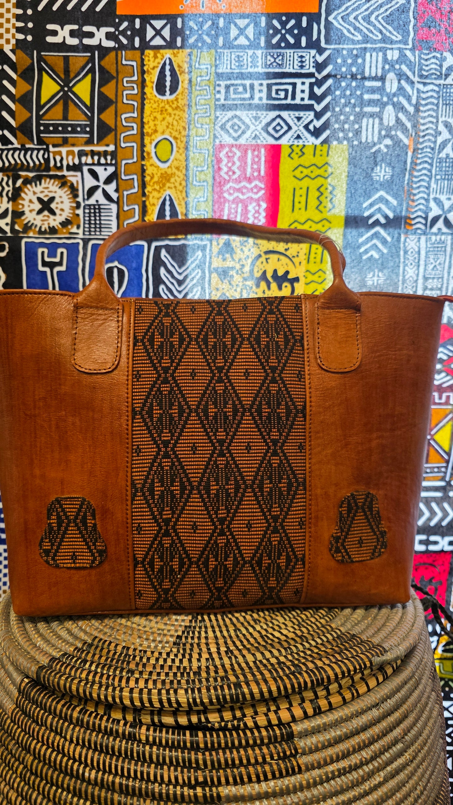 Taaru Handbag
