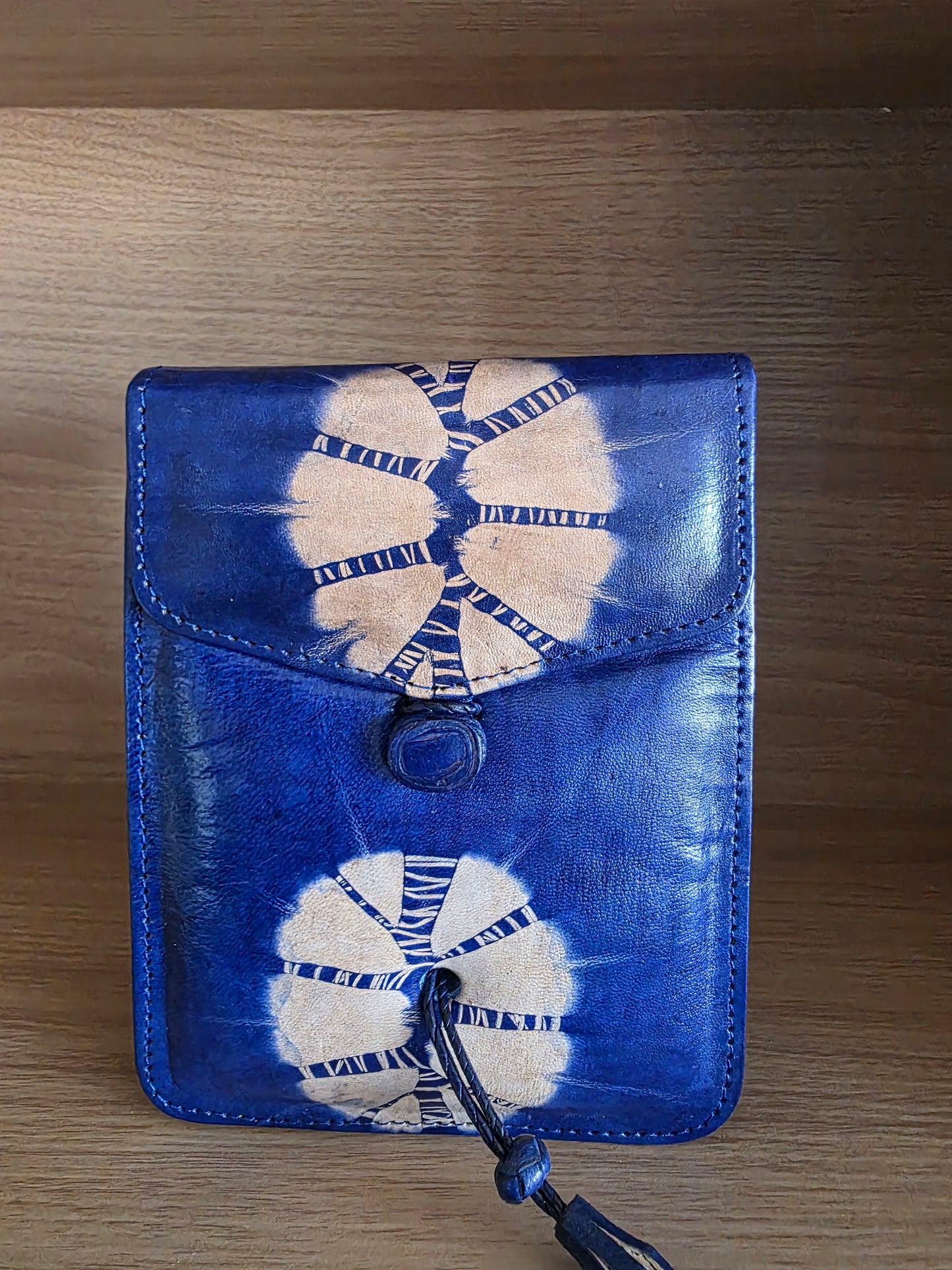 Mariam Crossbody