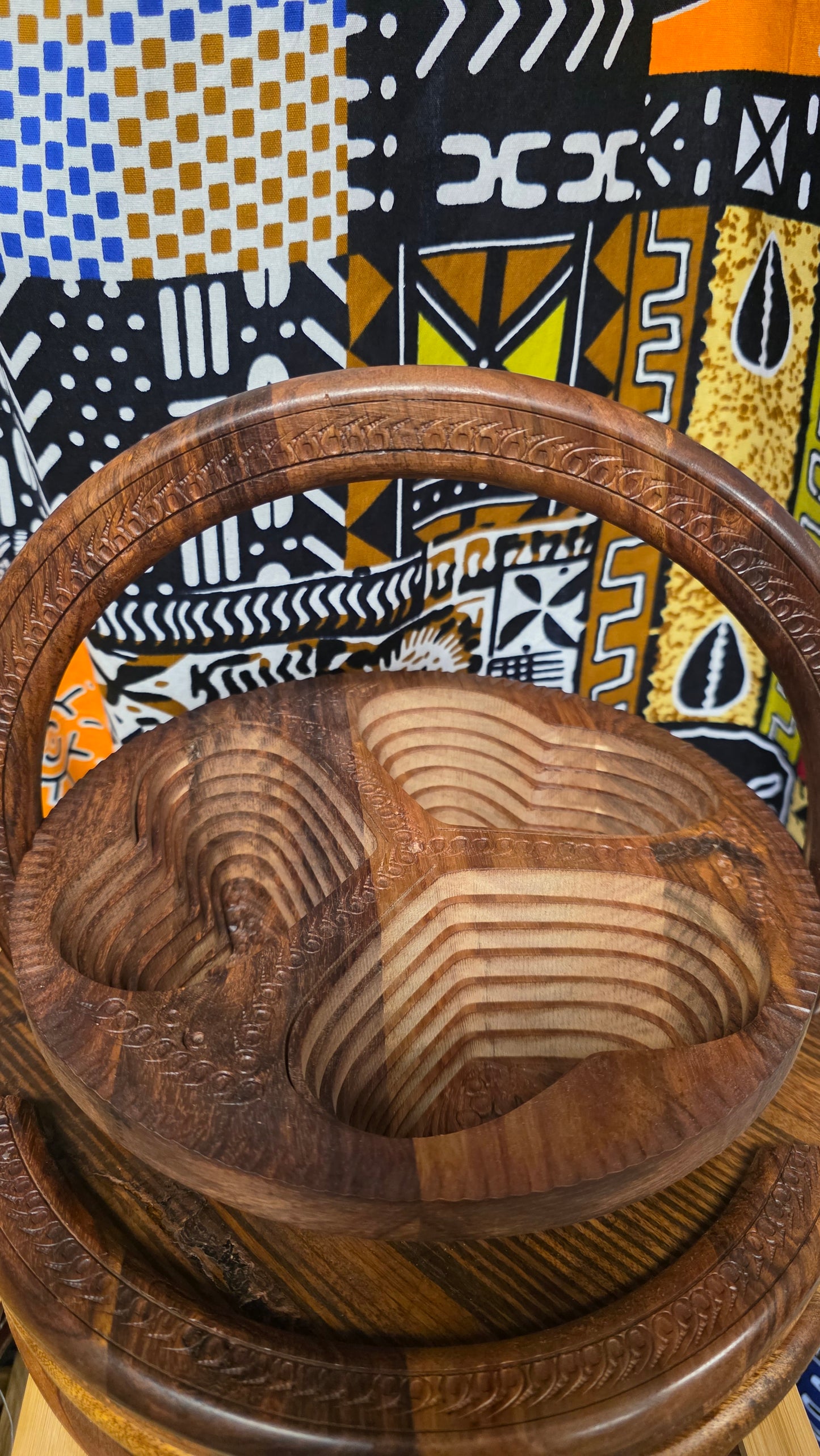 Wood carved Hot Plate